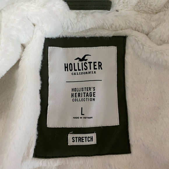 Hollister Parka - Picture 2 of 5